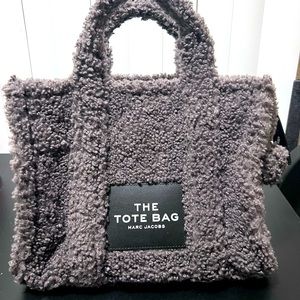 Marc Jacobs Teddy Medium Tote Bag